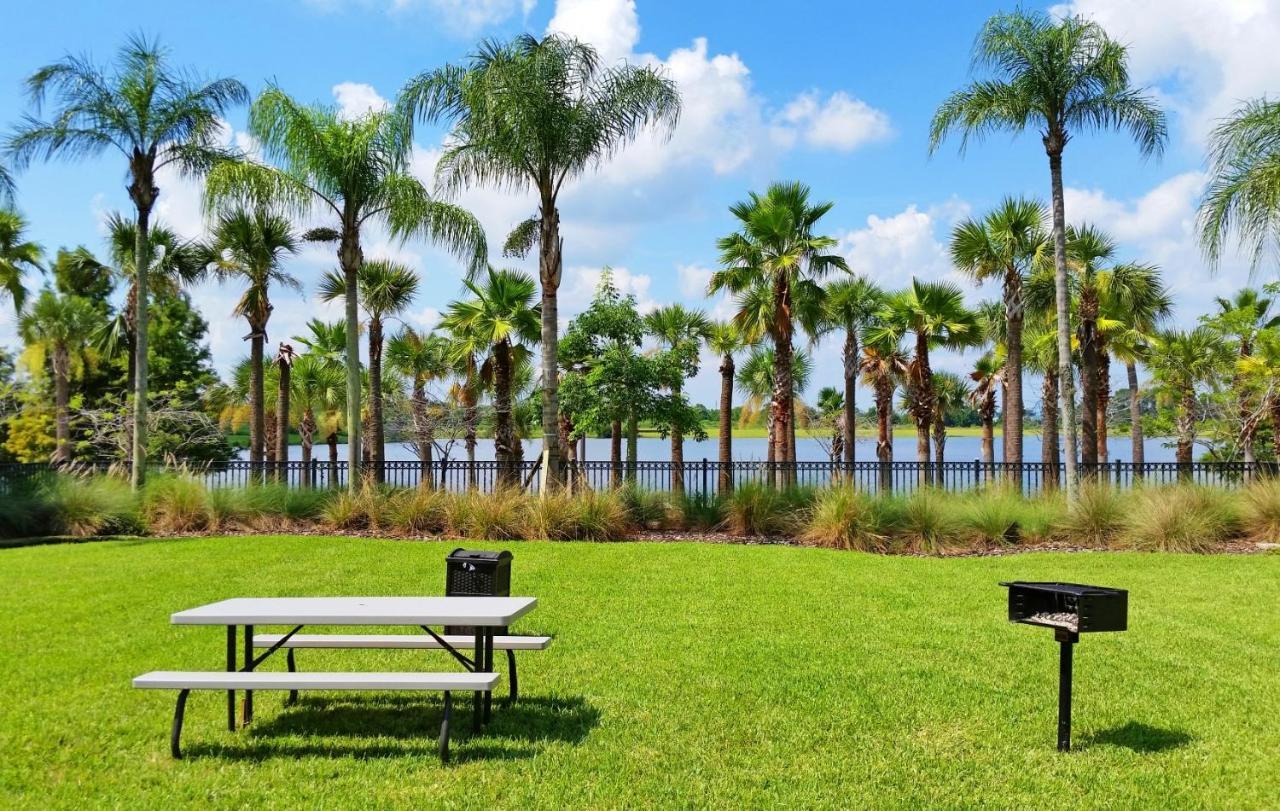 Top-Floor Luxurious Lakeview Condo Orlando Exteriör bild